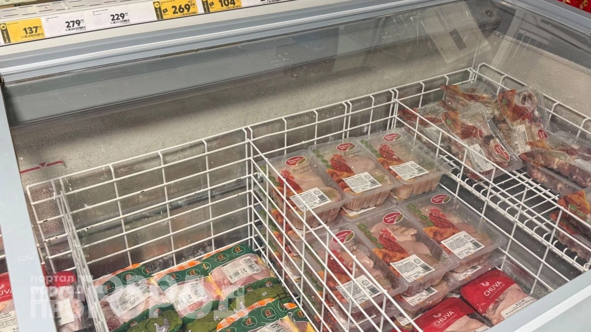 Покупаете воду вместо мяса: 2 способа, как определить "напичканное" мясо или курицу 