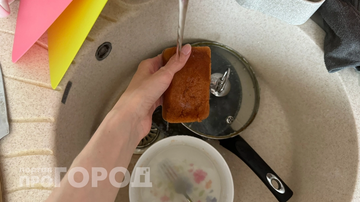 Как японки моют посуду без посудомойки и экономят до 70 литров воды: чисто без усилий 