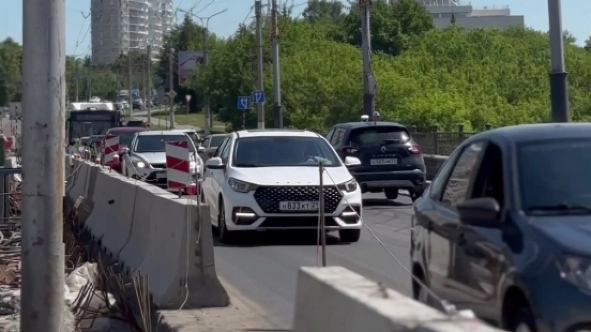 Когда завершится ремонт Калининского моста и стартуют работы на Московском