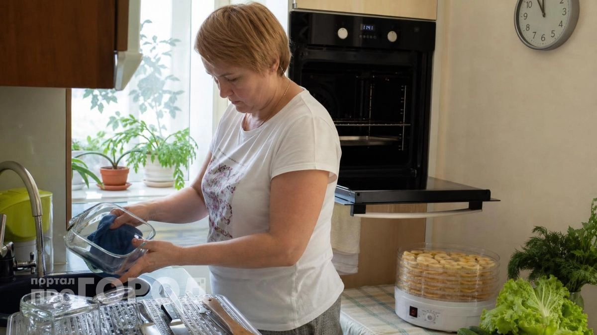 Больше не провожу вечера за уборкой: внедрила 15 простых правил на кухне и забыла про хаос на столешнице
