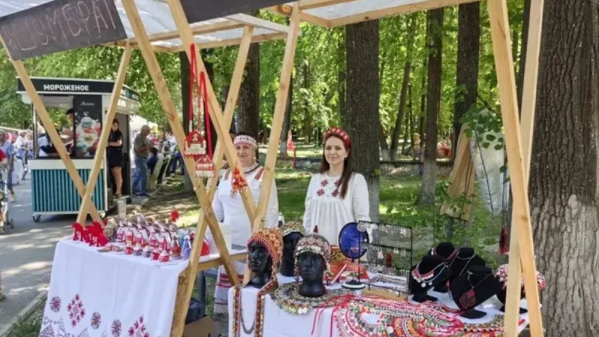 Мастерицы из Ядрина — о единстве народов на Акатуе в Ульяновске