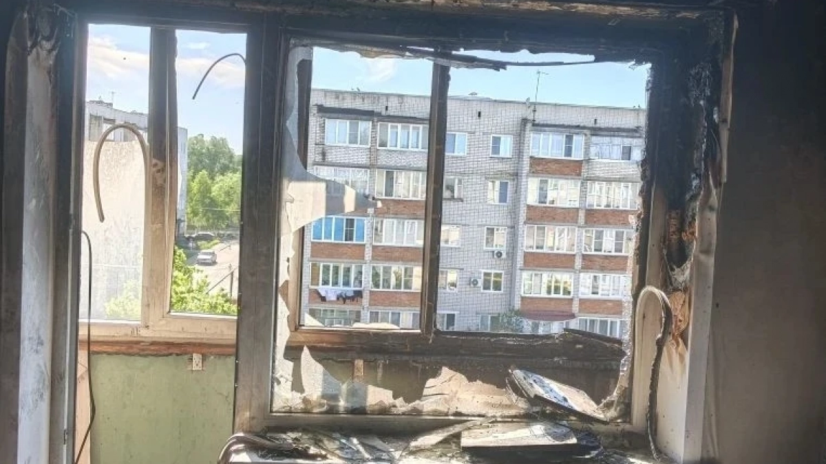 Дым отрезал троих от выхода во время пожара в многоквартирном доме Алатыря