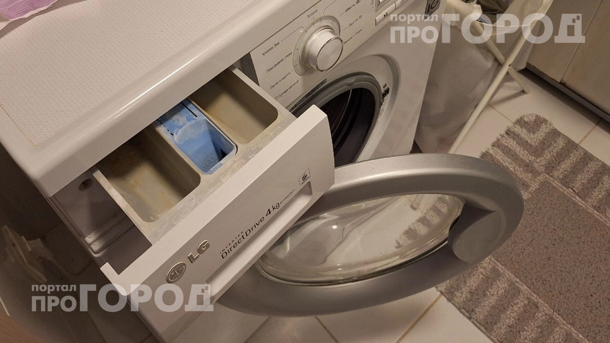 Хватит держать дверцу стиральной машины открытой: мастер объяснил, какой серьезный вред это наносит технике