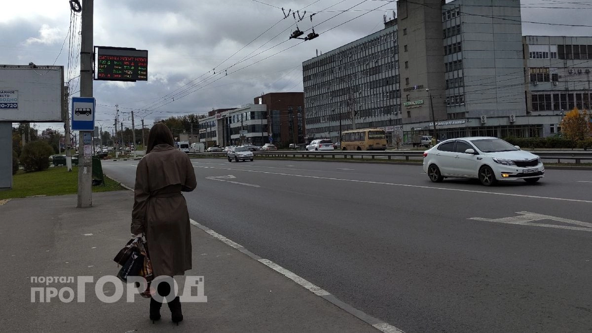 В Чебоксарах нашли виноватых в том, что “врут” информационные табло на остановках