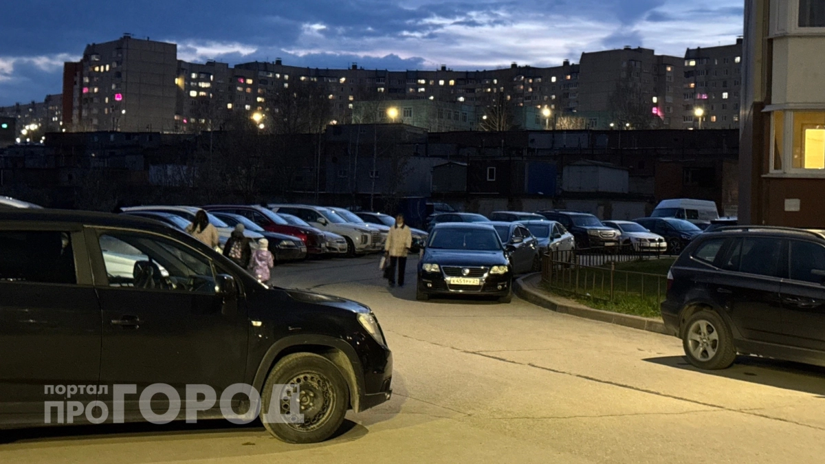 Россиян ждут новые штрафы за "неправильную" парковку во дворе: что изменилось с июня 2026 года