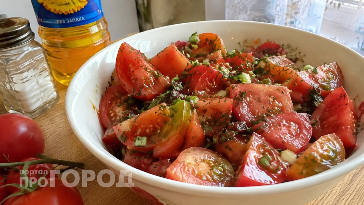 Почему помидоры без этого продукта почти бесполезны: добавьте к ним это – объяснение Малышевой