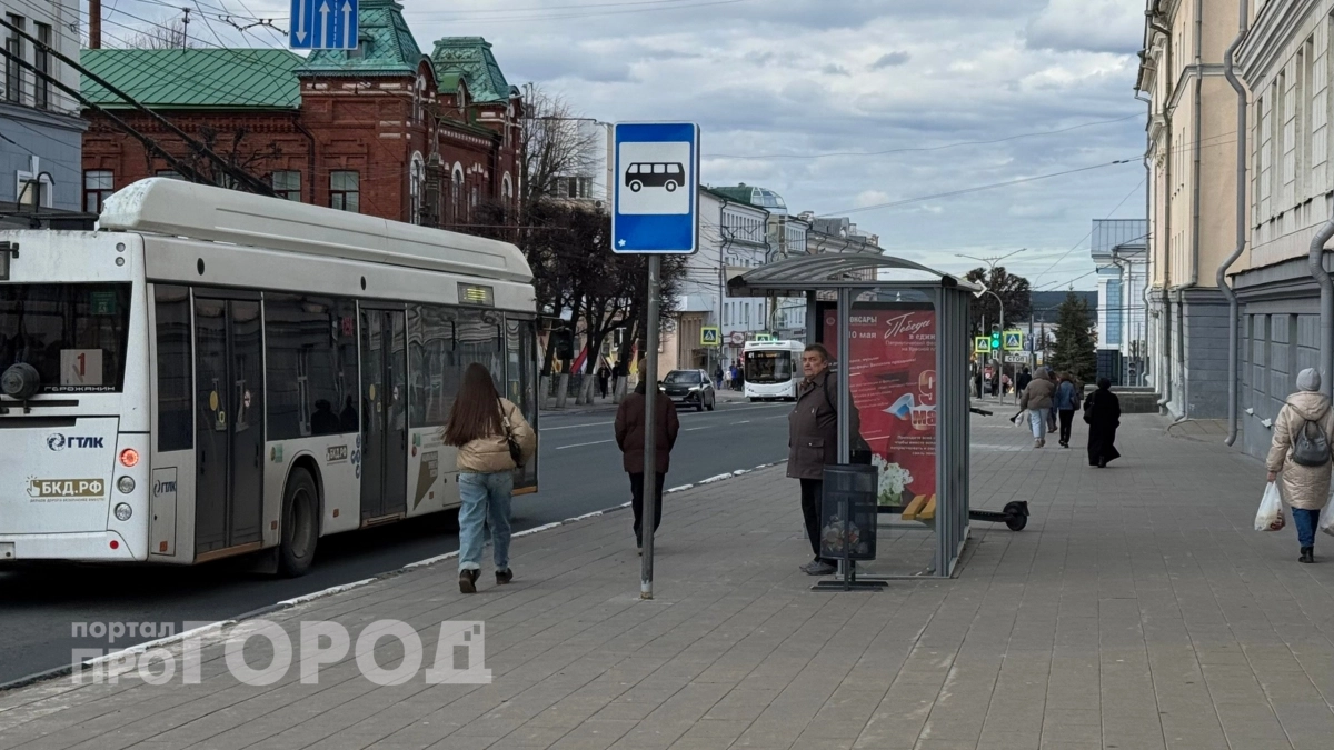 Доктор Мясников предупредил: три продукта, которые «вымывают» кальций из костей после 40