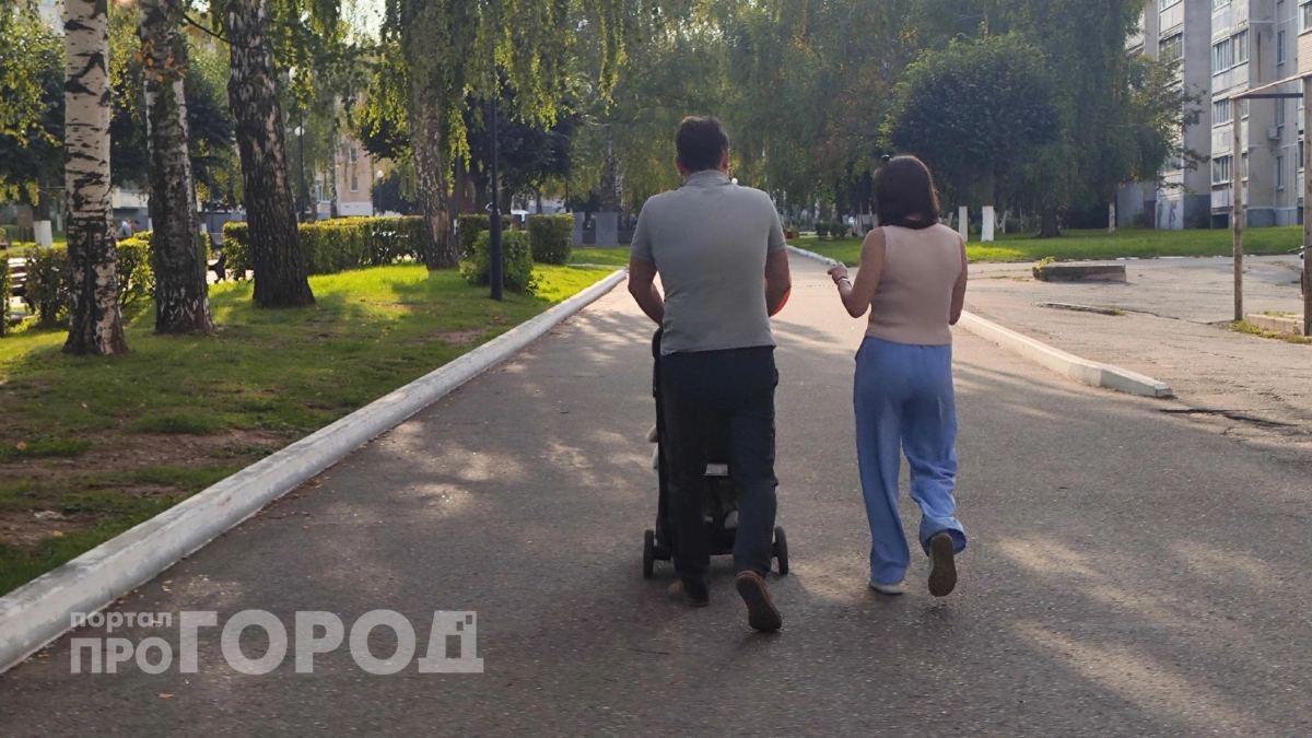 Эти популярные привычки кричат о вашем страхе и неуверенности в себе: вас сразу распознают