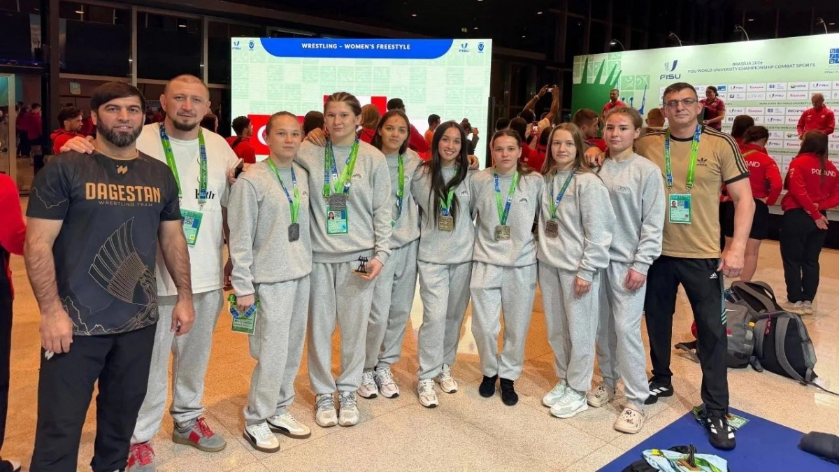 Девушка из Чувашии выиграла чемпионат мира по вольной борьбе среди студенток