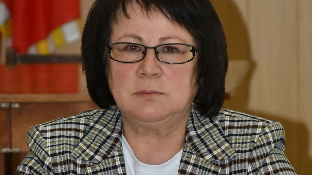 Главу Алатырского района обвиняют в превышении должностных полномочий