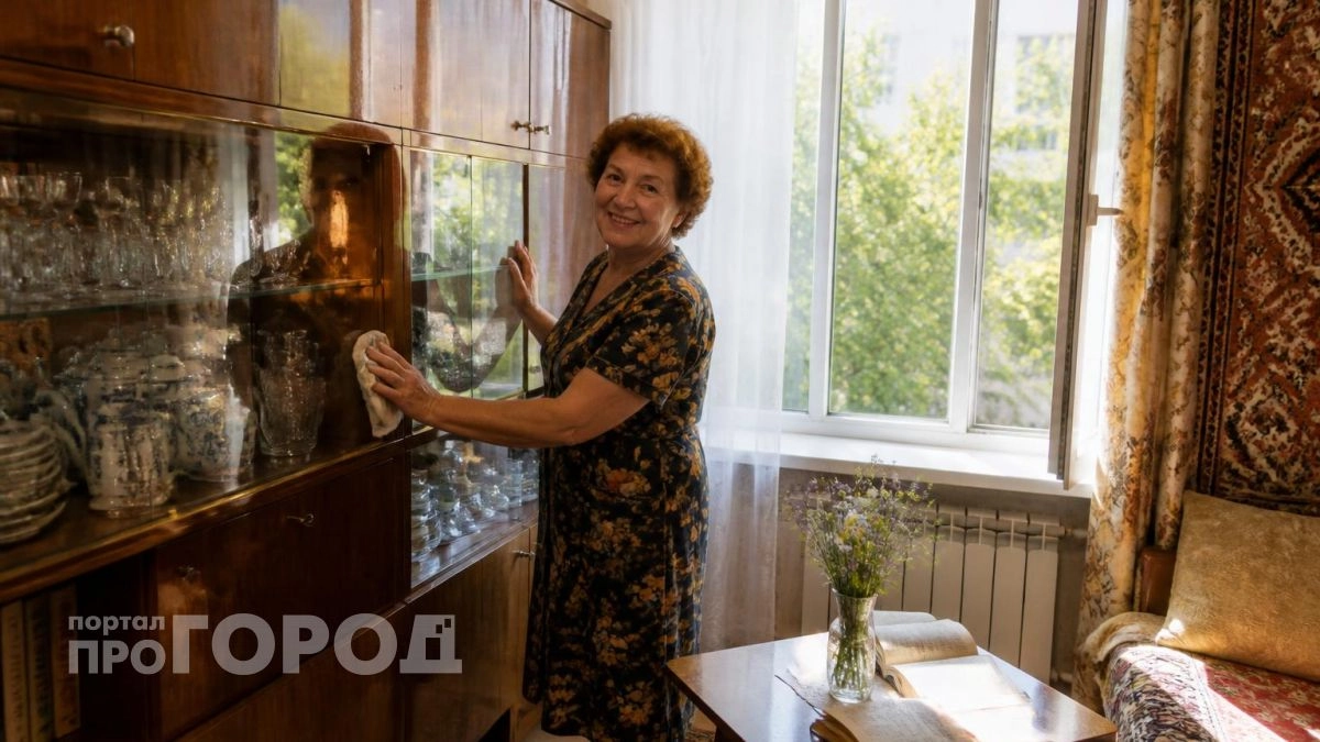 Это стояло в каждой советской квартире: сможете ли вы вспомнить названия всей мебели из СССР?
