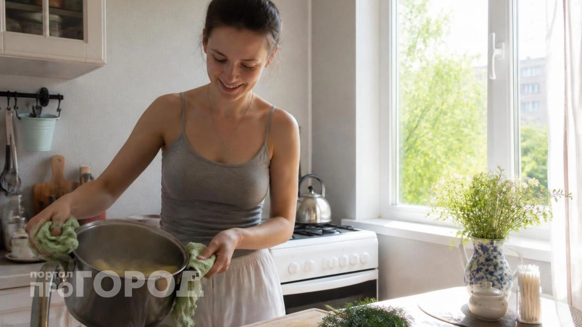 Опытная хозяйка поделилась секретным методом: как сварить картошку в два раза быстрее