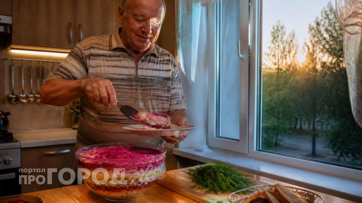 Поменял порядок слоев в шубе с сельдью – уплетаю за обе щеки: честные отзывы гостей