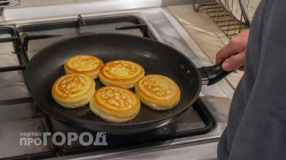 Бабушка передала мне этот рецепт – и теперь у меня всегда получаются пышные оладьи вместо "подошвы"