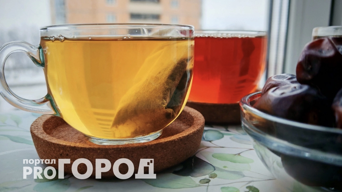 Не чай, а яд: через сколько часов заварка начинает вредить здоровью