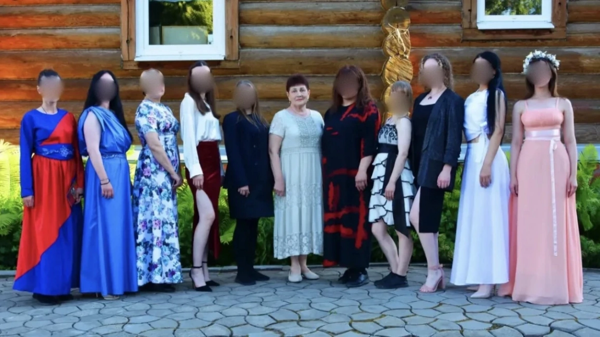 В алатырской колонии прошел выпускной вечер