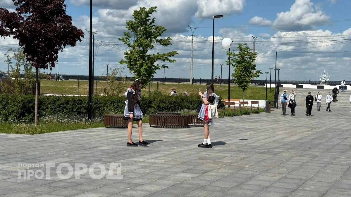 Выпускники бьют рекорды: в Чувашии выросло число стобалльников ЕГЭ