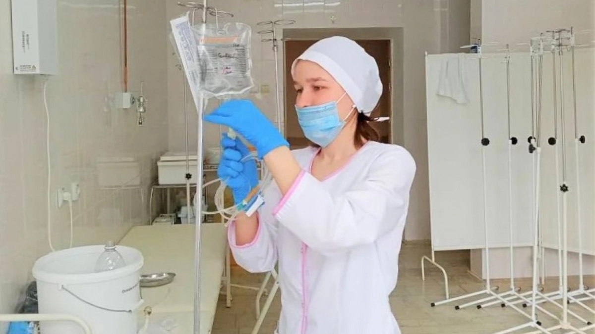 Поджелудочная начала "переваривать" себя: чебоксарца спасли после острого алкогольного приступа