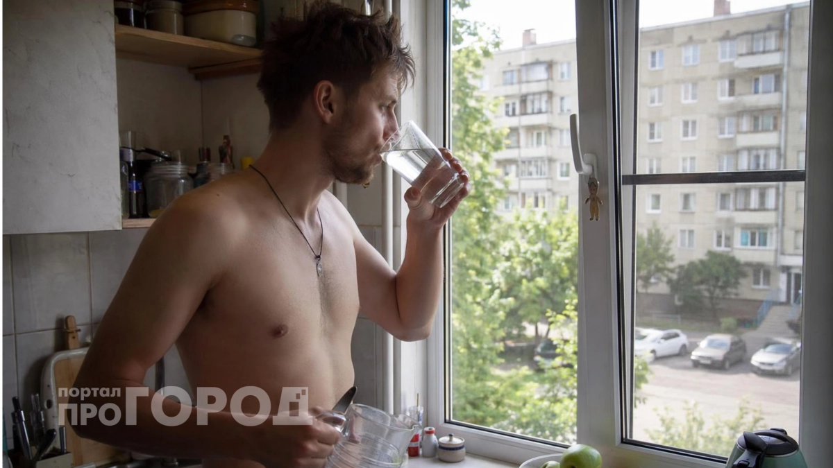 Забудьте о 2 литрах: врачи рассказали, сколько действительно нужно пить воды в день 