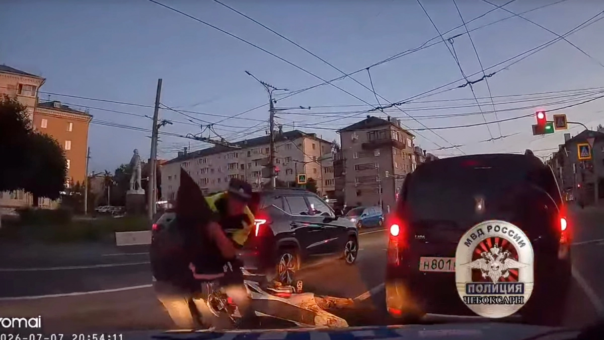 В Чебоксарах задержали питбайкера без прав, пытавшегося скрыться от ГАИ