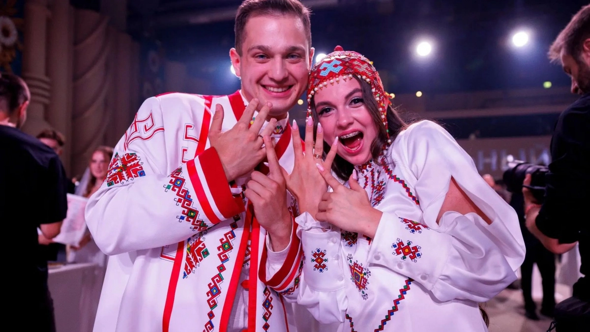 Пара из Чувашии поженилась на свадебном фестивале в Москве
