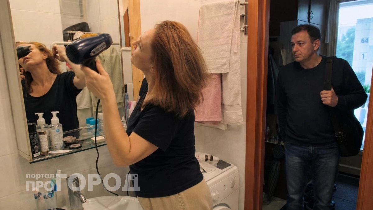 Никогда не сушите волосы феном в этом месте в доме: эксперты перечислили причины, почему это опасно
