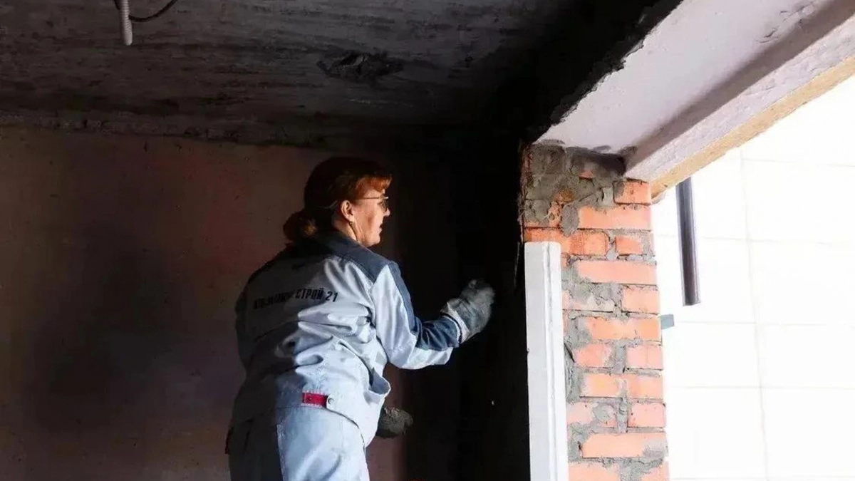 В Чебоксарах продолжается капитальный ремонт школ