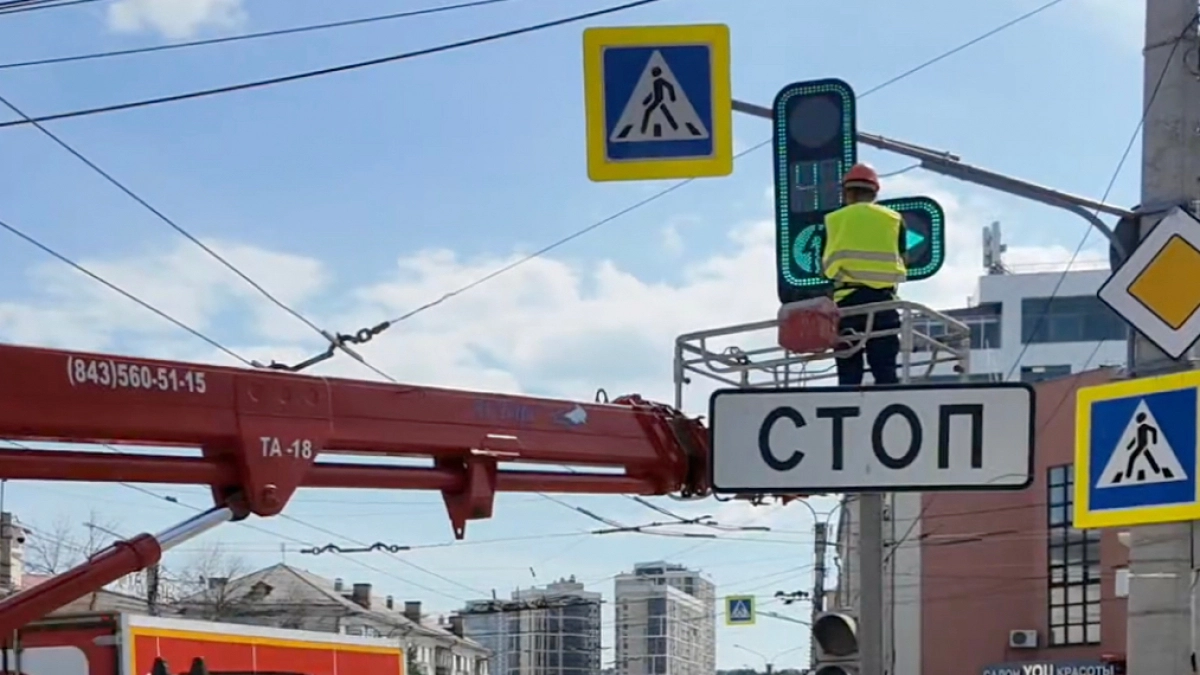 В Чебоксарах тестируют светофор с голосовым сопровождением для слабовидящих