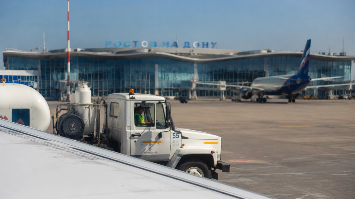 Аэропорт Чебоксар временно приостановил прием и выпуск рейсов из за опасности БПЛА