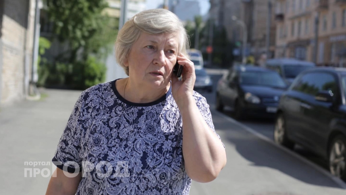 Лингвисты объяснили: почему мы говорим "алло", поднимая трубку телефона