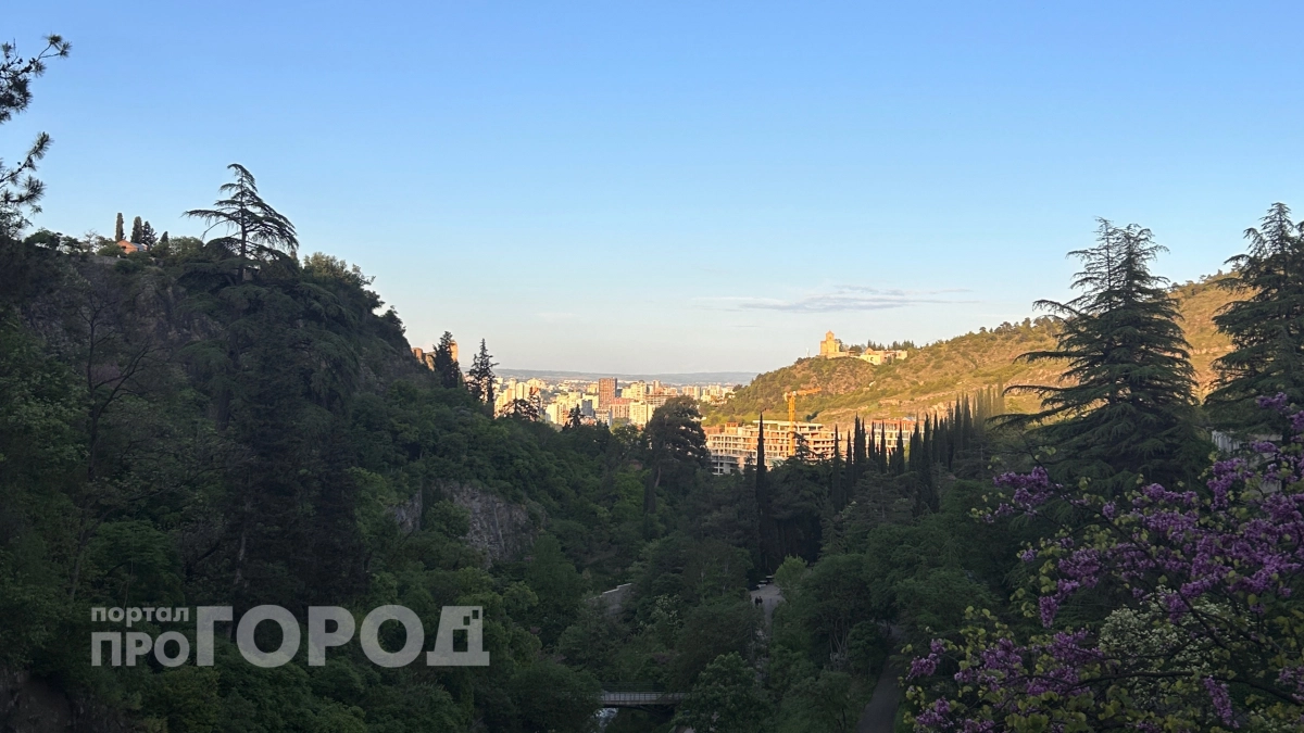 В этой стране дешево, есть море и любят русских: езжу туда с семьей каждый год