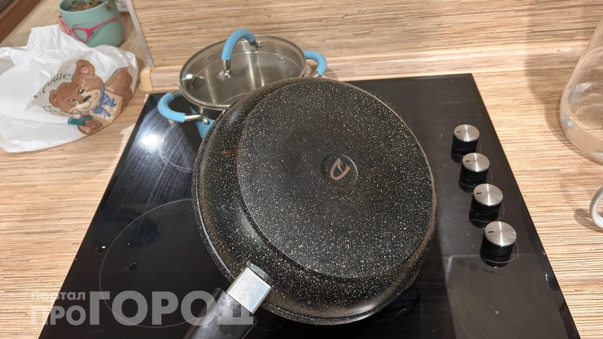 Отойдет даже вековой нагар: как я вернула к жизни самую "убитую" сковородку