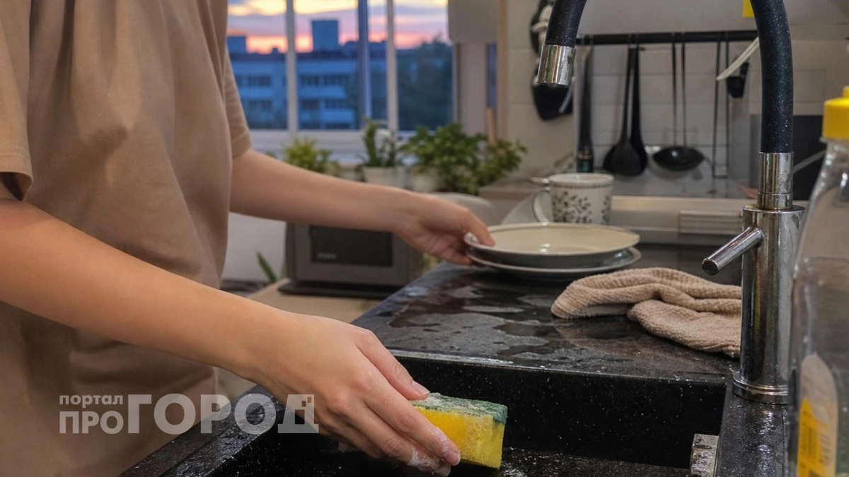 Из раковины на кухне больше не воняет: не пришлось вызывать сантехника – просто сделала одно действие