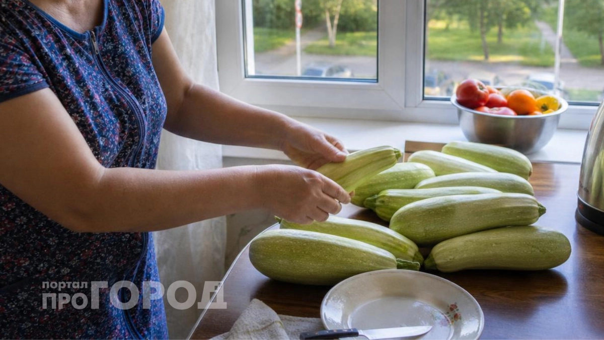 Извечный вопрос "куда девать кабачки": 3 не избитых рецепта – так вы еще не готовили  