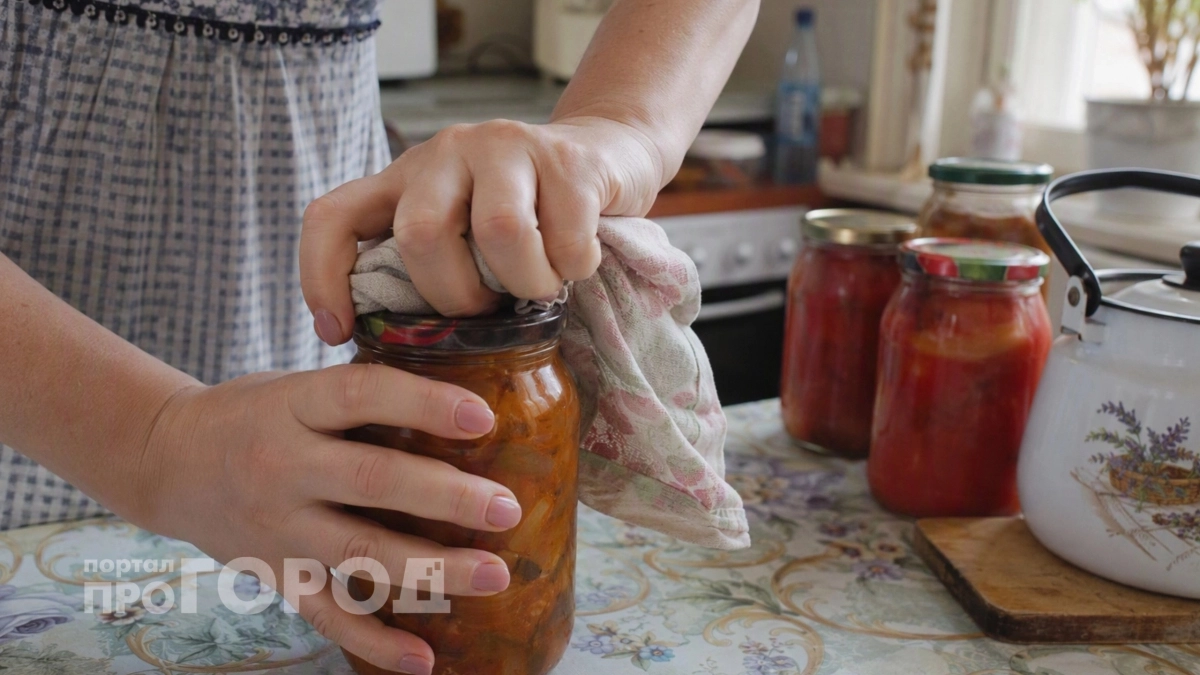 Забыла про бесконечные закатки: выбрала 5 лучших рецептов овощей на зиму, которые съедают за один присест