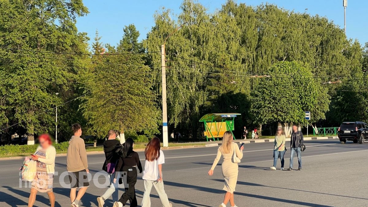 16-летний житель Чебоксар похитил карту знакомого и совершал покупки