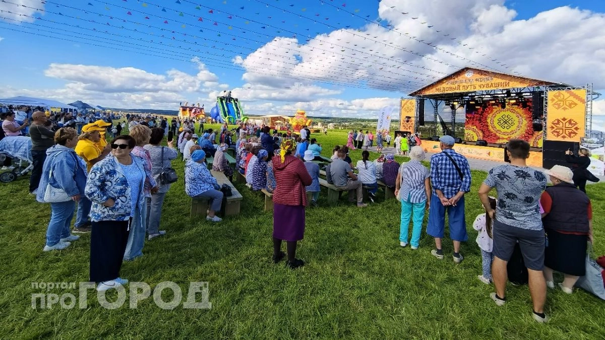 В Канашском районе завершился фестиваль "Медовый путь Чувашии"
