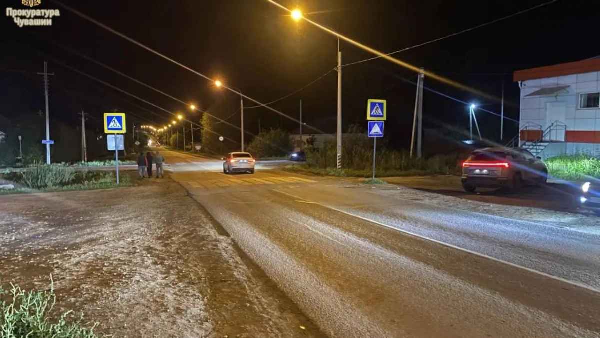 В селе Шыгырдан нетрезвый водитель сбил трех 13-летних девочек на переходе
