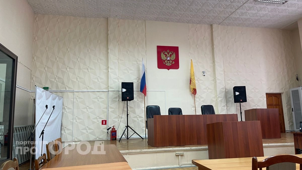 Приехавший в Чувашию дебошир угрожал родственнице жены и напал на полицейского