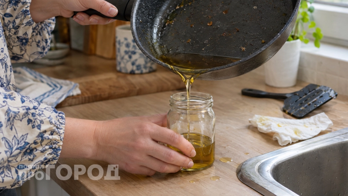 Куда выливаю остатки масла со сковороды: вы обязательно должны это знать