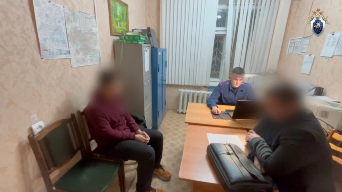 Парень, пытавшийся ограбить школьницу в Канаше, рассказал о случившемся на видео