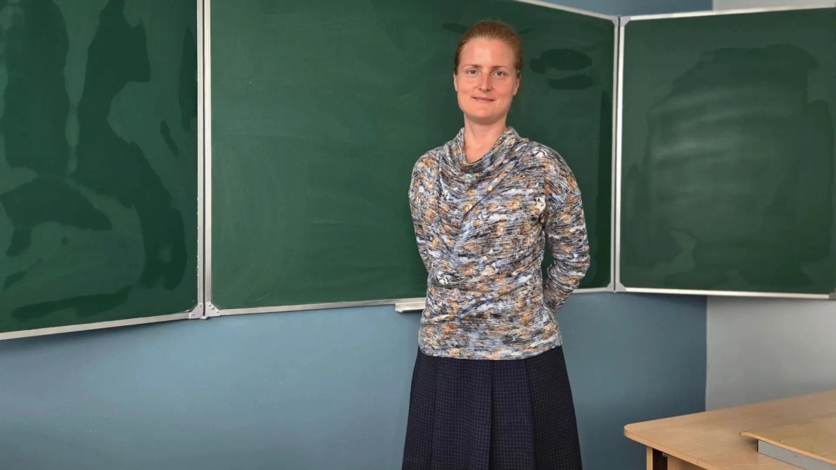 "Вернулась в родную школу": учитель английского языка из Чебоксар создала авторскую программу и готовит призеров олимпиад