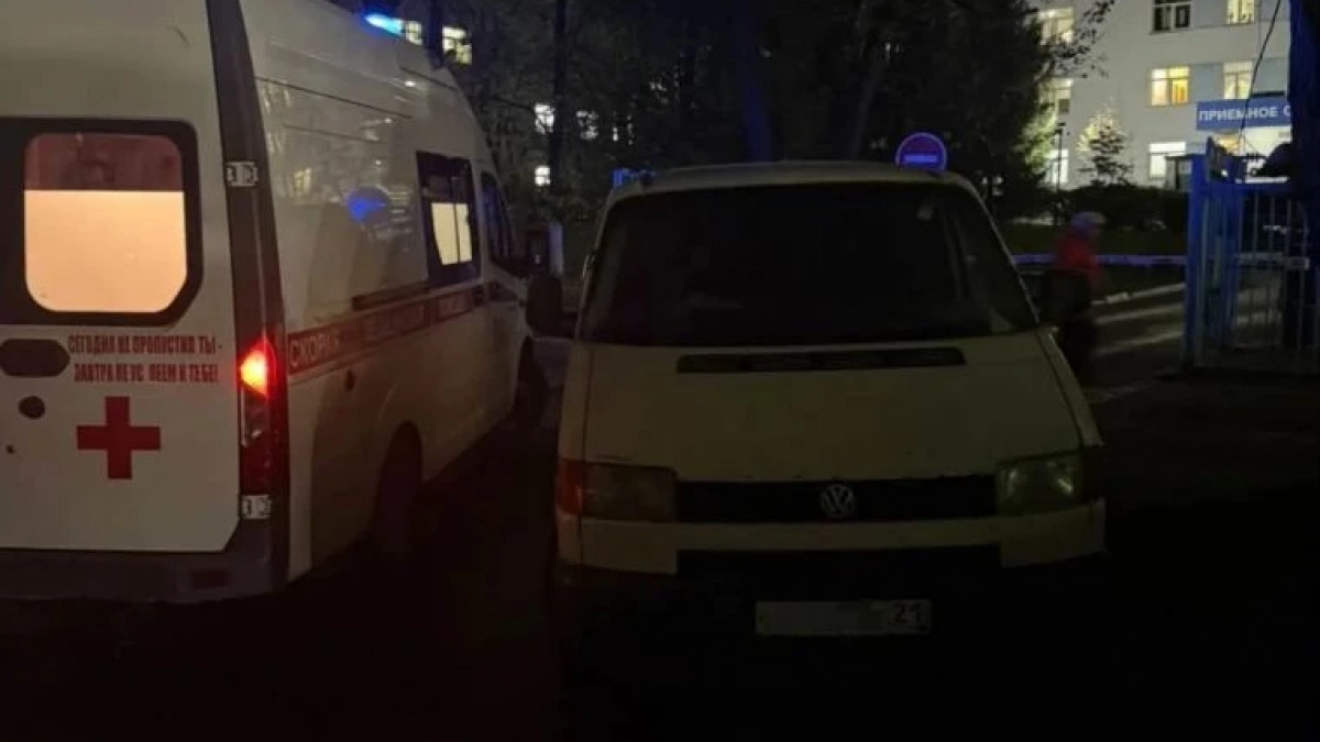 Пациент пошел пешком в приемный покой из-за брошенного авто в Чебоксарах