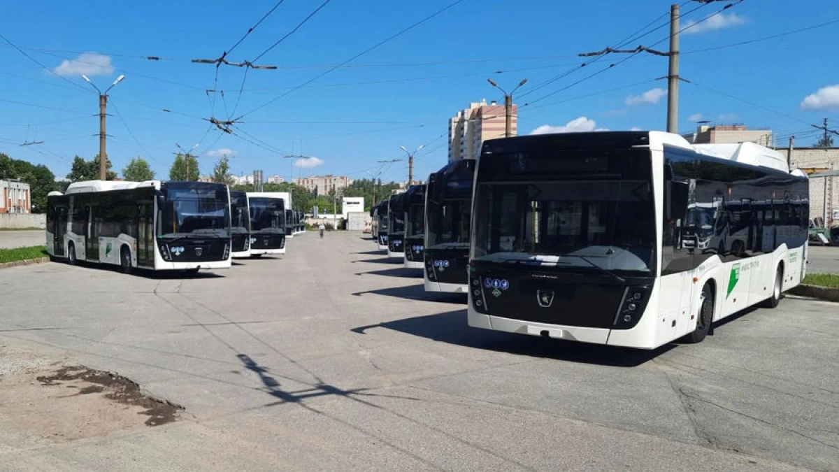 В Чувашии сбили цену на 16 новых автобусов и подписали контракт