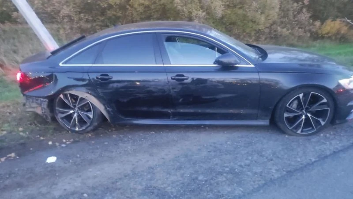 В Чувашии отправили в СИЗО водителя Audi за гибель студентов в ДТП