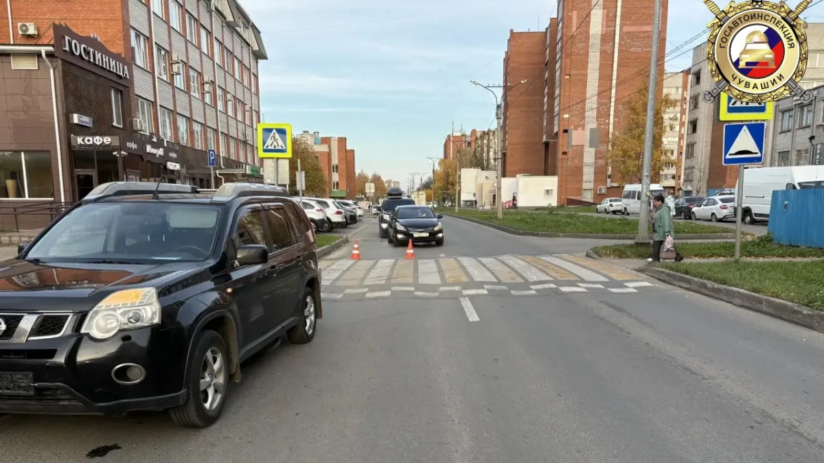 В Чебоксарах водитель иномарки сбил третьеклассника с велосипедом на зебре