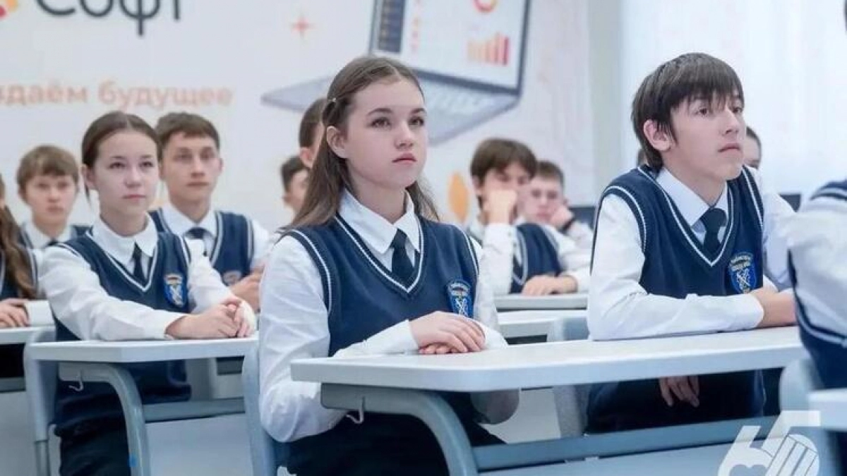 В школе №65 Чебоксар открыли ИТ-класс «1С» с практикой разработки