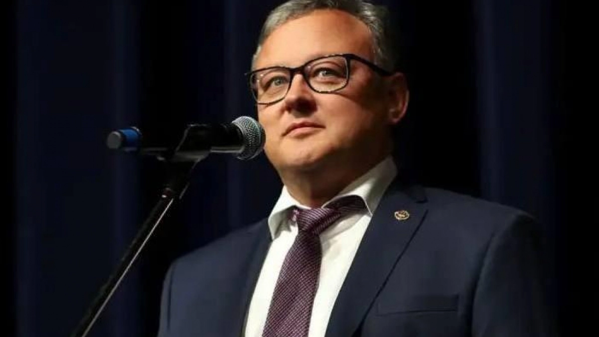 Уголовное дело против экс-министра, новые назначения в Кабмине и дорожные работы: главные новости за 22 октября