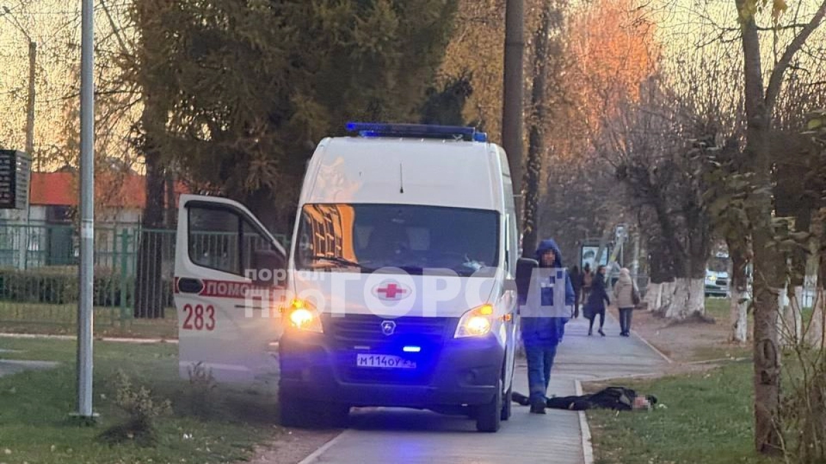 На одной из чебоксарских улиц нашли мертвого человека