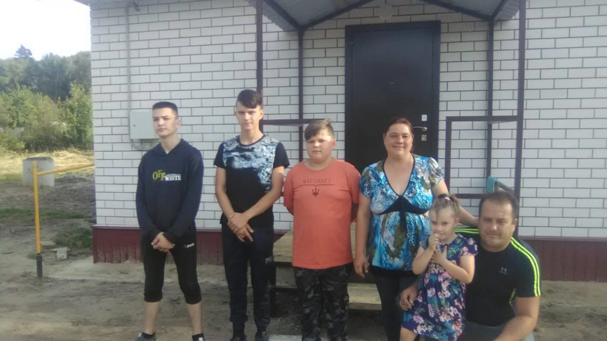 Семье из Чувашии бесплатно построили дом стоимостью более 2 000 000 рублей